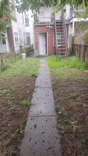 17 S 16th St in Harrisburg, PA - Foto de edificio - Building Photo