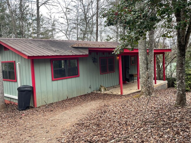 26 Pine Log Ln in Warne, NC - Building Photo - Building Photo