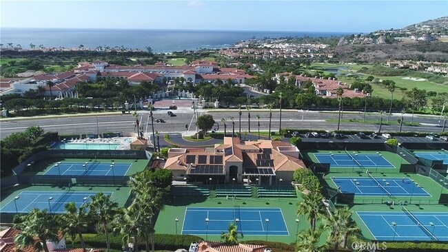 25 Centre Ct, Unit 90 in Dana Point, CA - Building Photo - Building Photo