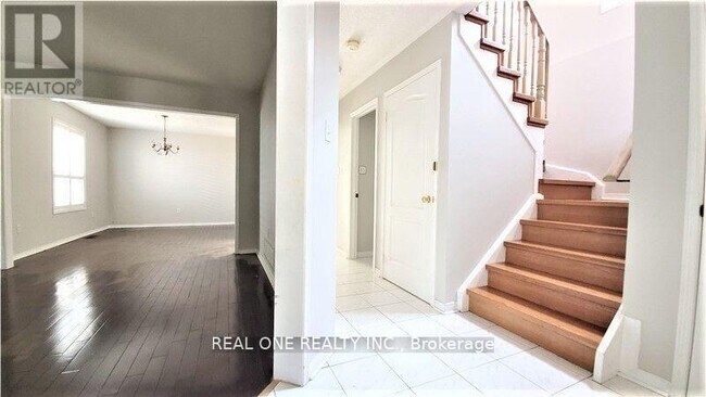 2885 Galleon Crescent in Mississauga, ON - Building Photo - Building Photo