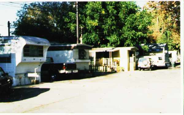 Riverdale Mobile Home Park in Sacramento, CA - Building Photo