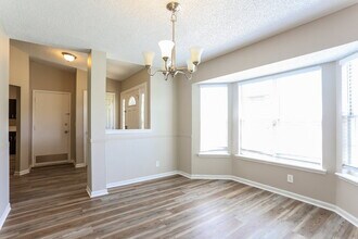 2231 Luana Dr E in Jacksonville, FL - Building Photo - Building Photo