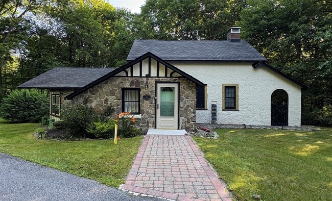 property at 40 Browns Rd