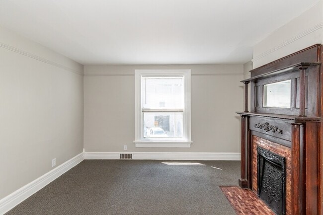 property at 115 E Foraker St