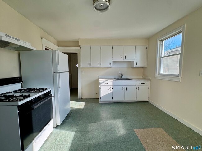 182 Sheridan St in Bridgeport, CT - Building Photo - Building Photo