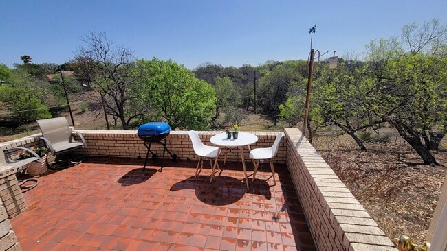 2910 Wacos Dr in San Antonio, TX - Building Photo - Building Photo