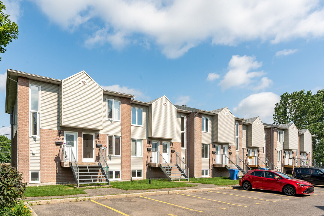 3172 Dubé Rue in Québec, QC - Building Photo