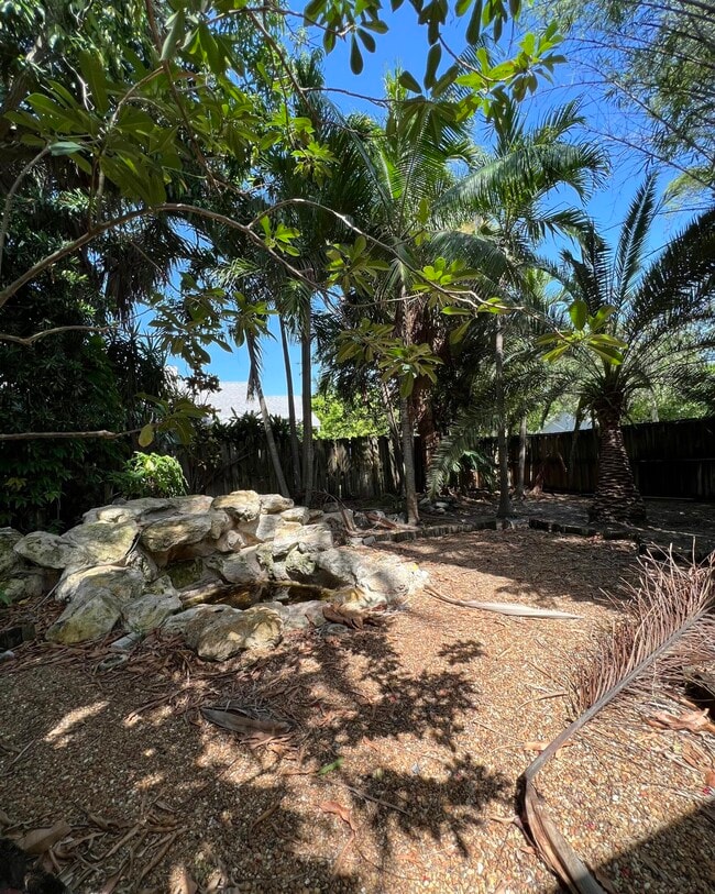 5415 N Flagler Dr in West Palm Beach, FL - Building Photo - Building Photo