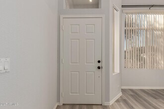 1526 E Charleston Ave in Phoenix, AZ - Building Photo - Building Photo