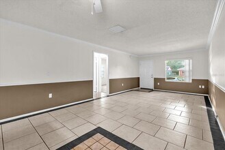 1271 Woodman Way in Orlando, FL - Building Photo - Building Photo