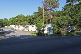 Maple Woods Mobile Home Park in Charleston, SC - Building Photo