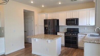 10874 Mallorca Ave in Las Vegas, NV - Building Photo - Building Photo