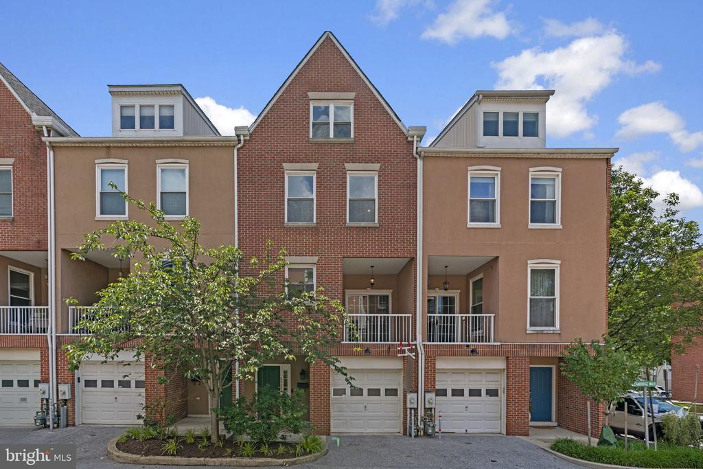 2333 Cambridge Walk in Baltimore, MD - Building Photo