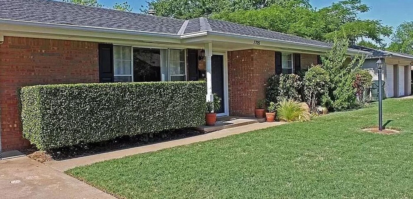 1705 Cherry Stone St in Norman, OK - Building Photo