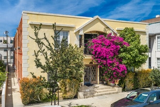 Isabel Apartments, LLC in Glendale, CA - Building Photo - Building Photo