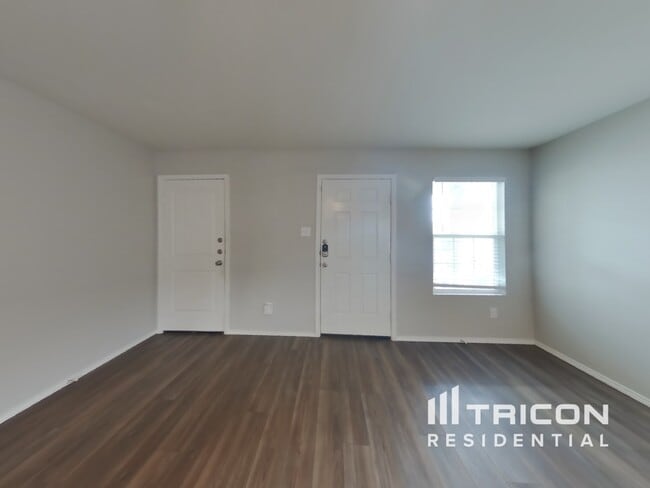 1617 Daunton Dr in Crandall, TX - Foto de edificio - Building Photo
