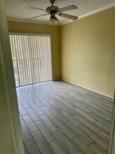 103 Oyster Bay Cir, Unit 210 in Altamonte Springs, FL - Building Photo - Building Photo