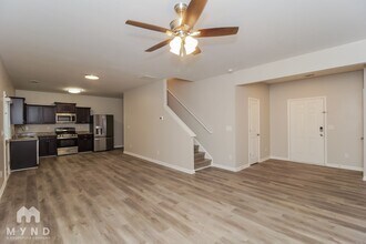 376 Scotland Dr in Dallas, GA - Building Photo - Building Photo