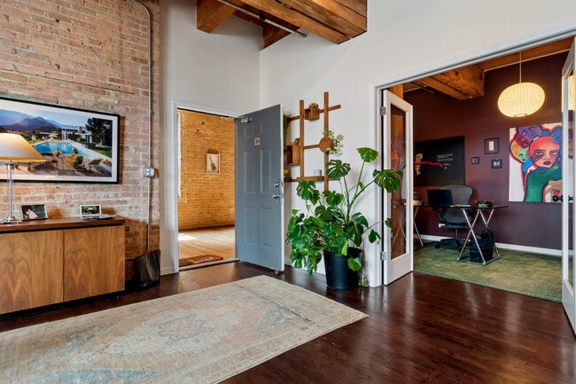 14 N Peoria St in Chicago, IL - Building Photo - Building Photo