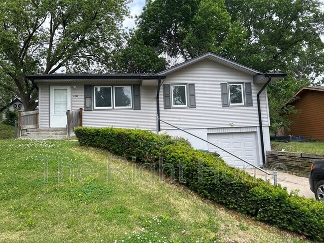 property at 6929 N 64th St