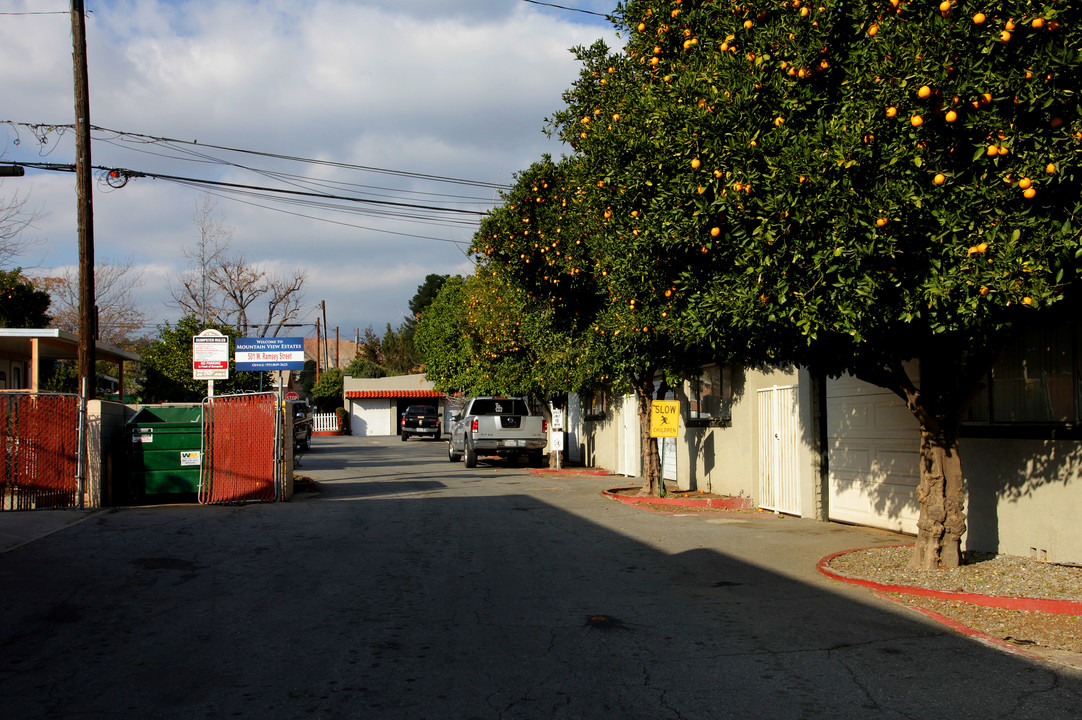 Mountain View Estates in Banning, CA - Building Photo