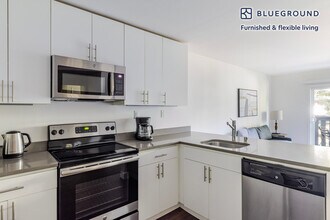 655 S Fair Oaks Ave in Sunnyvale, CA - Building Photo - Building Photo