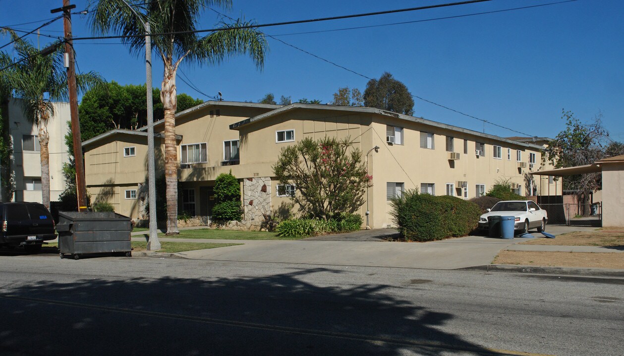 236 Monterey Rd in South Pasadena, CA - Building Photo