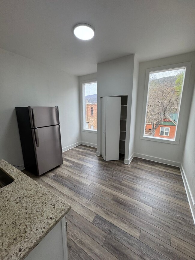 412 8th St in Glenwood Springs, CO - Building Photo - Building Photo