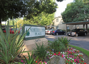 Northwood Place Apartments in Modesto, CA - Building Photo - Building Photo