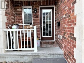 39 Dundalk Private in Ottawa, ON - Building Photo - Building Photo