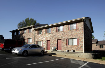 Riverview Bend Apartments in Crystal City, MO - Building Photo - Building Photo