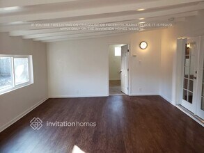 2124 Winafred St in Sacramento, CA - Foto de edificio - Building Photo