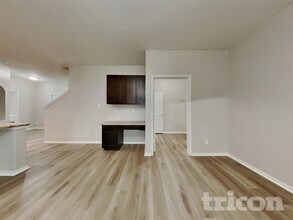 3442 Still Pond in San Antonio, TX - Building Photo - Building Photo