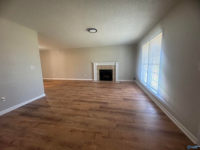 6967 Wall Triana Hwy in Madison, AL - Building Photo - Building Photo