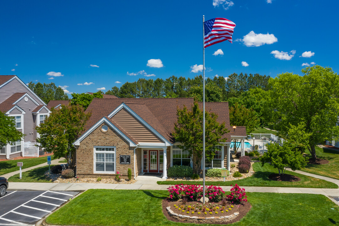 Parkside Village in Clayton, NC - Building Photo