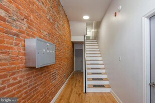 1629 Wallace St in Philadelphia, PA - Building Photo