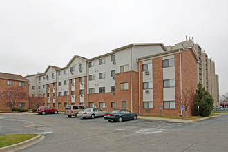 AHEPA 371 Senior Apartments in Harrison Township, MI - Building Photo - Building Photo