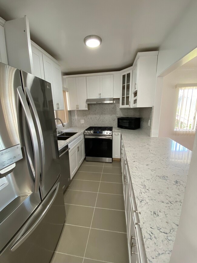 property at 4412-4412 Prospect Ave