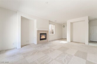 9043 Vintage Wine Ave in Las Vegas, NV - Building Photo - Building Photo