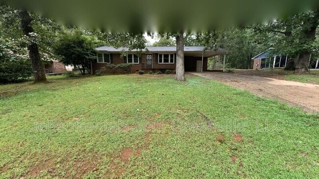 property at 150 Woodridge Cir