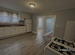 22 Green St in Middletown, CT - Building Photo - Building Photo