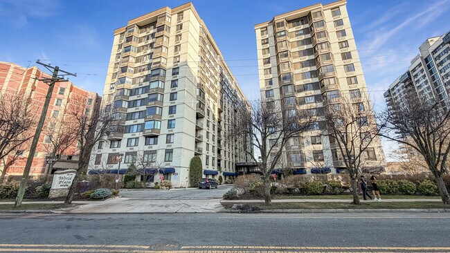 326 Prospect Ave, Unit 2G in Hackensack, NJ - Foto de edificio - Building Photo