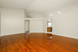 905 15th St NE in Ruskin, FL - Building Photo - Building Photo