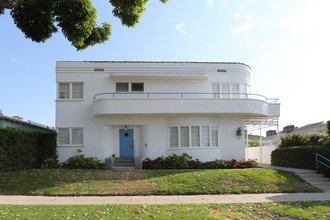 633 9th St in Santa Monica, CA - Building Photo - Building Photo