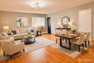 20 Lake Ave in East Brunswick, NJ - Building Photo - Building Photo