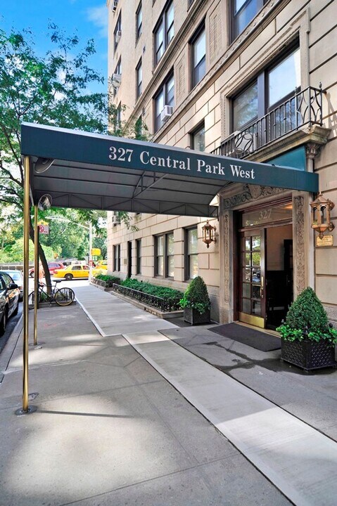 327 Central Prk W in New York, NY - Building Photo