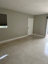 454 Grand Canal Dr, Unit 454A in Miami, FL - Building Photo - Building Photo