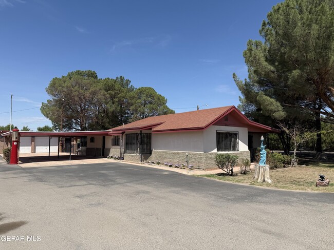property at 10650 Socorro Rd
