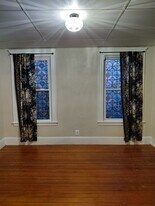 38 Houghton St, Unit #1 in Lynn, MA - Building Photo