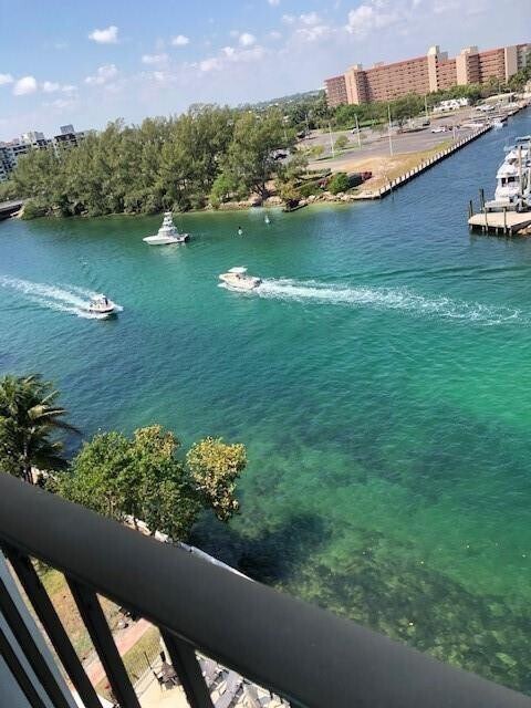 1609 N Riverside Dr in Pompano Beach, FL - Building Photo